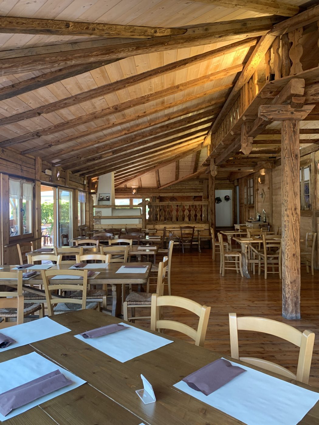 La sala interna in legno di El Filò